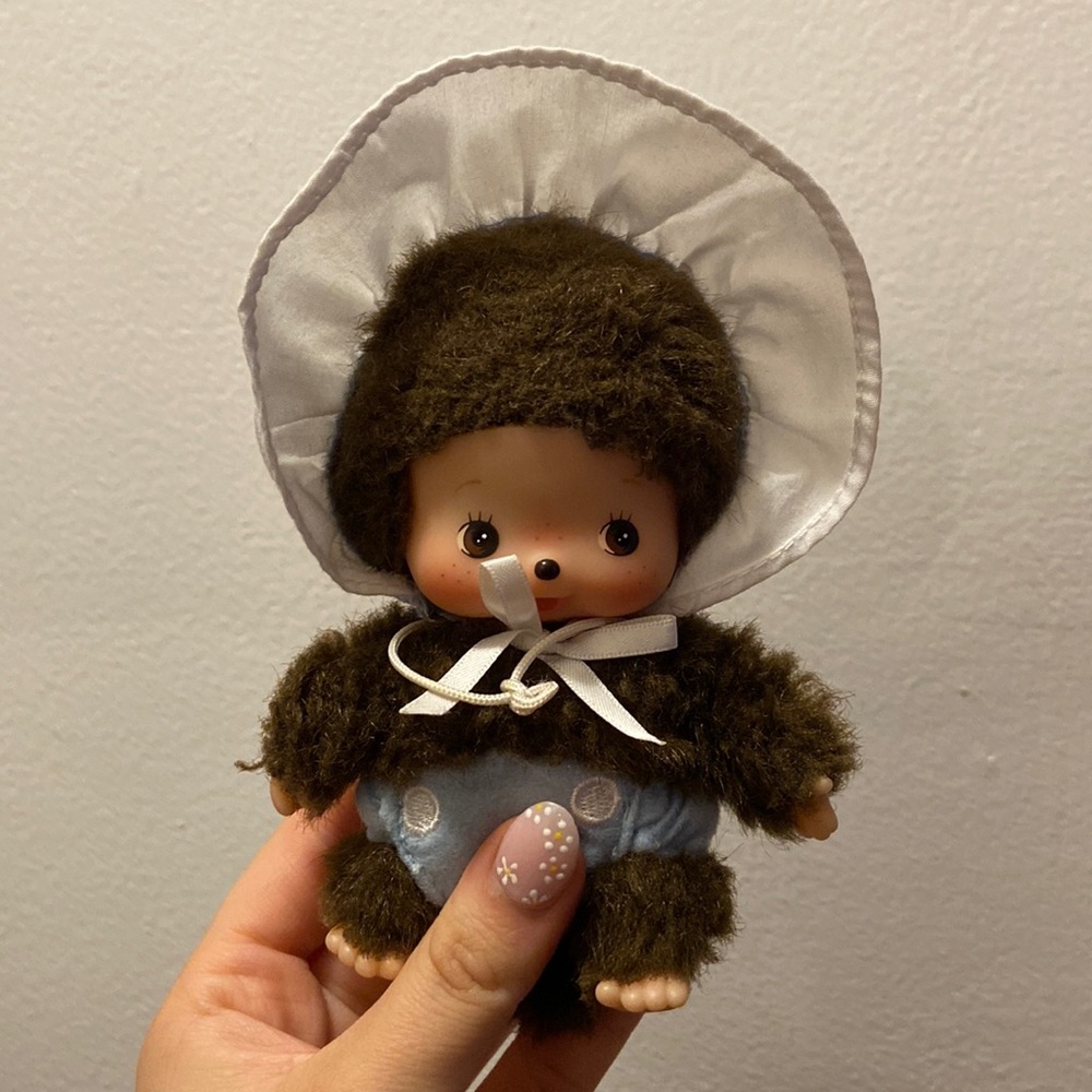 Little boy Monchichi Missing it’s pacifier.